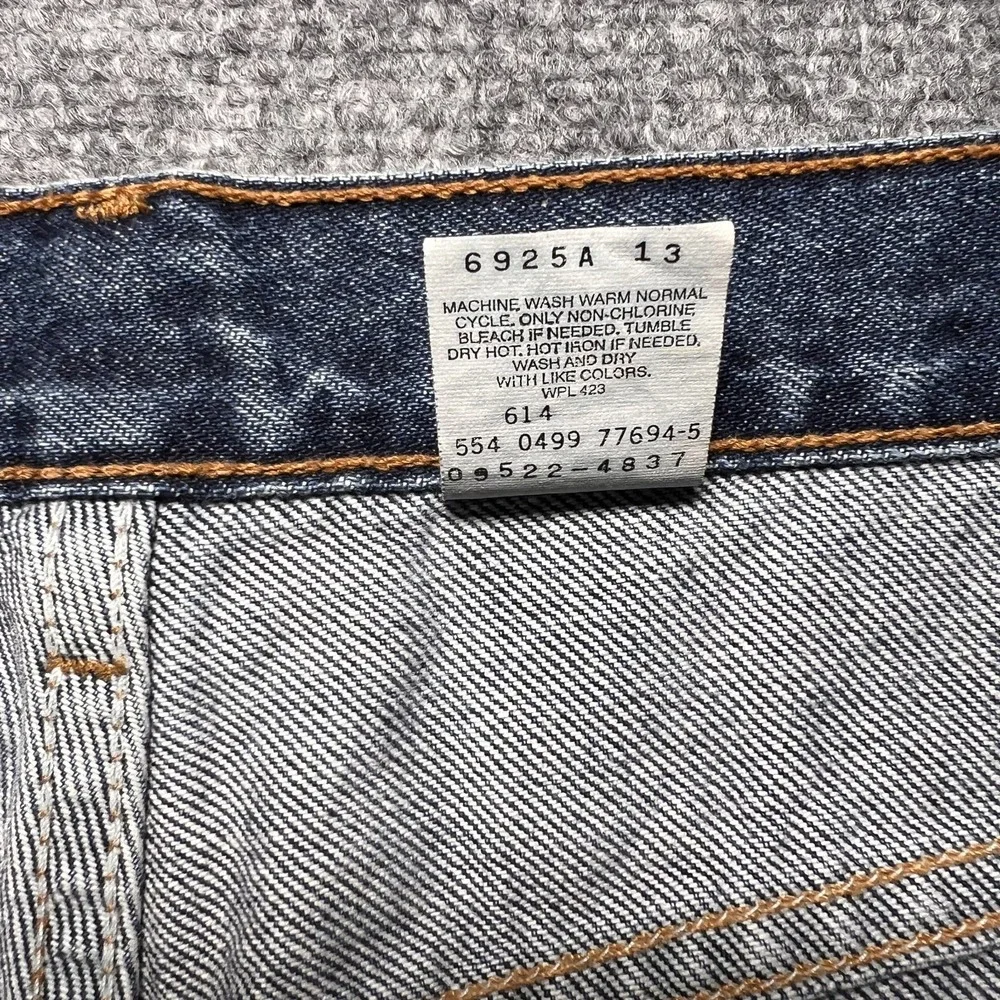 VTG Levis 550 Jeans Womens 22W Relaxed Fit Tapered Leg Made USA 99' Dark Wash‎